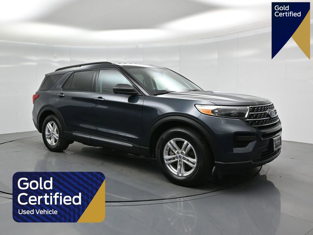 Certified 2022 Ford Explorer XLT image 1