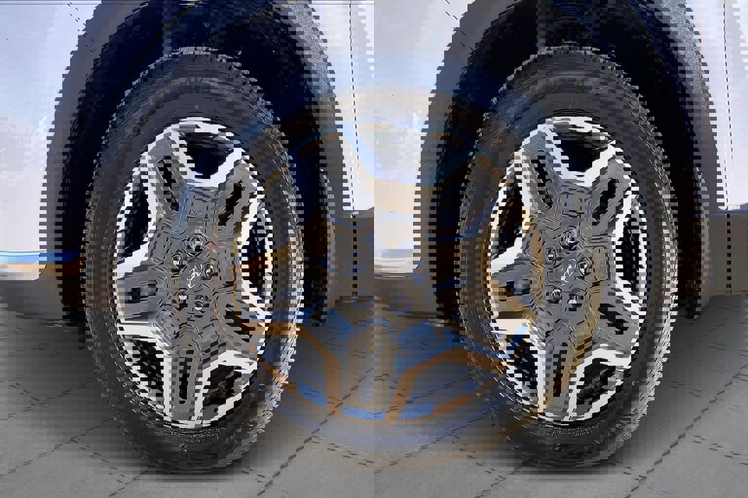 Used 2023 Hyundai Santa Fe Limited image 12