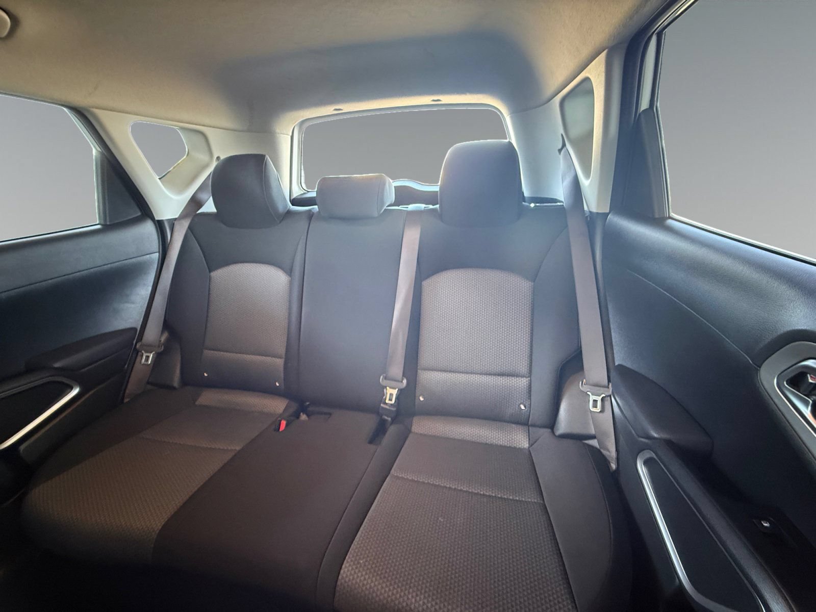 Used 2025 Kia Soul LX w/ LX Technology Package FWD image 18