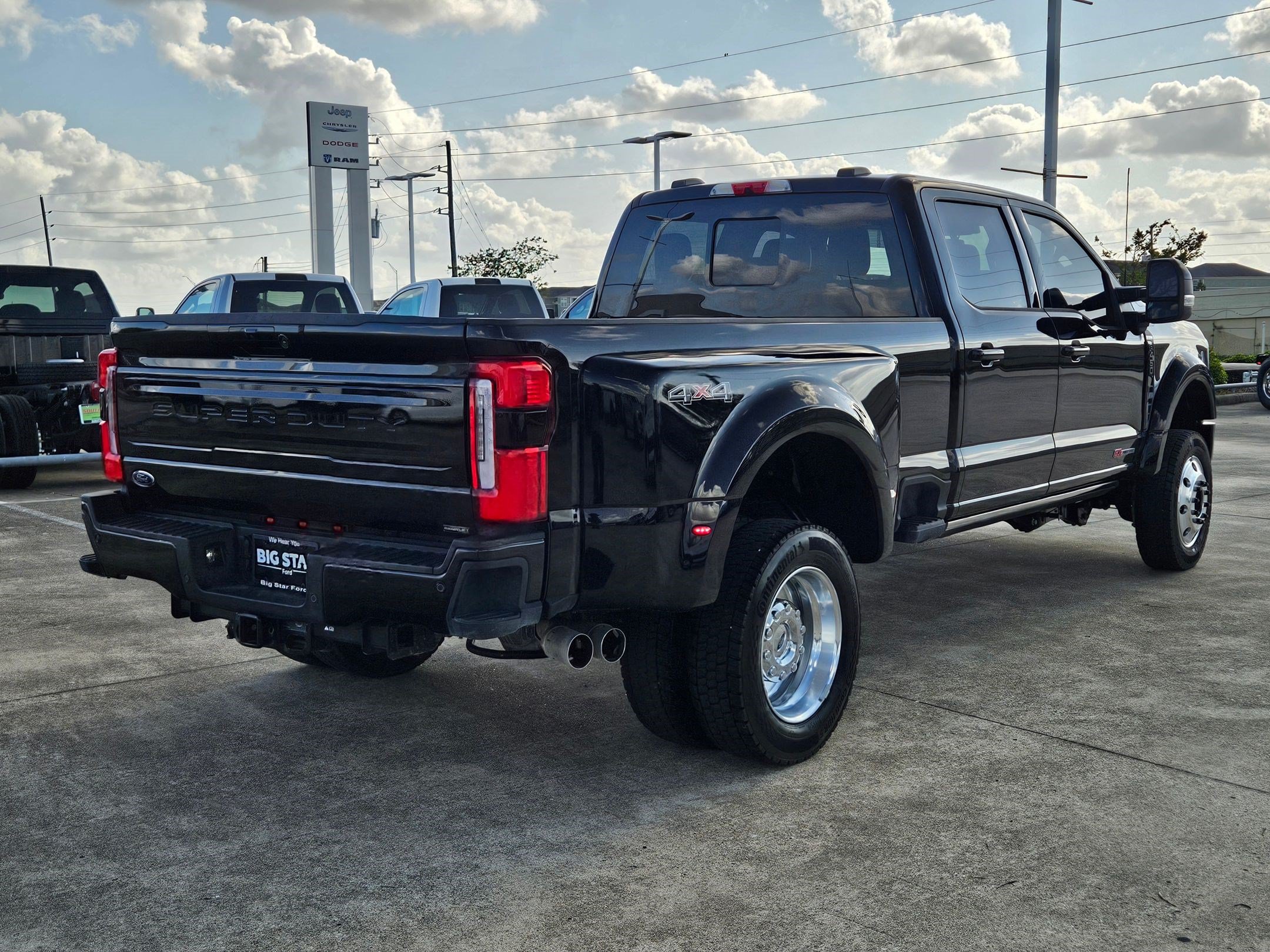 Certified 2025 Ford F450 Platinum AWD/4WD image 3