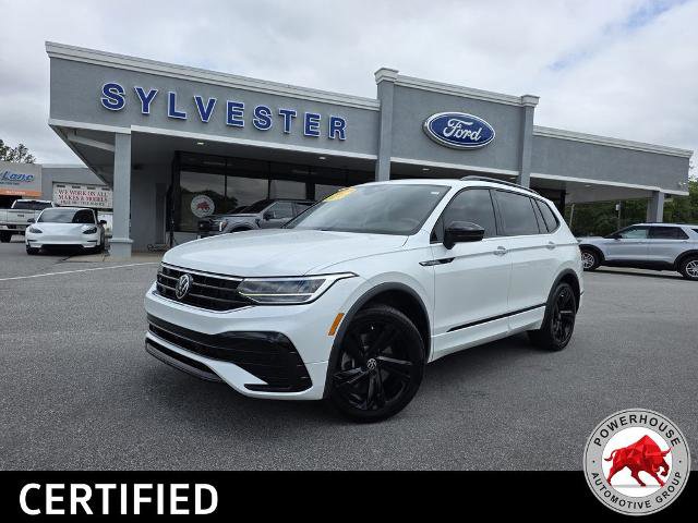 Used 2023 Volkswagen Tiguan SE R-Line FWD image 1