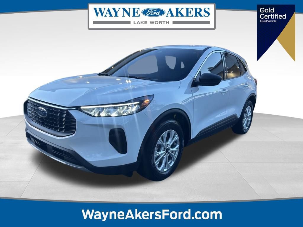 Certified 2024 Ford Escape Active w/ Cold Weather Package image 7