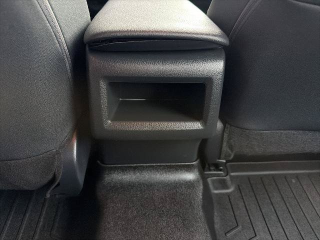 Used 2023 Toyota Camry LE FWD image 32