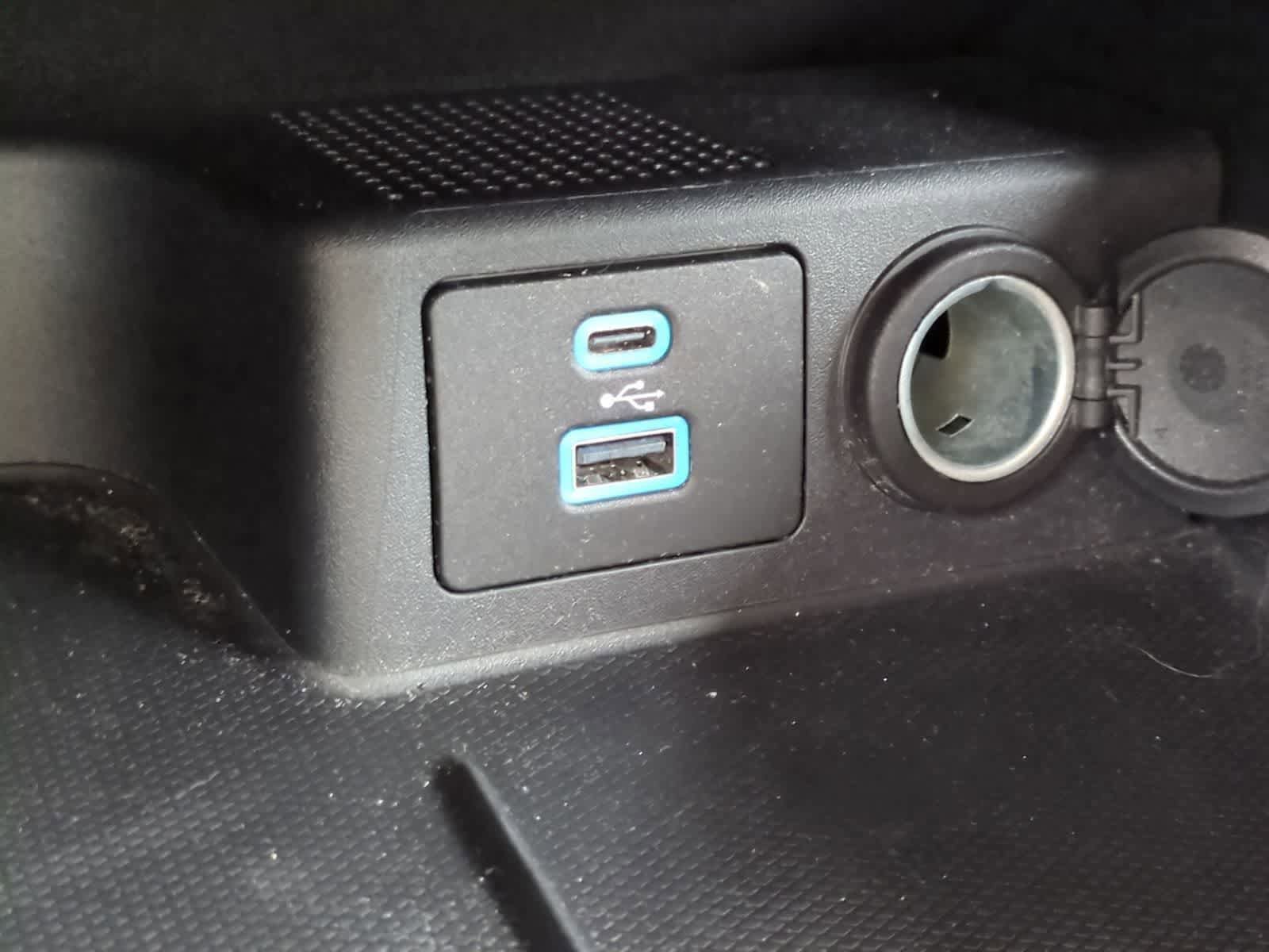 Certified 2023 Ford Escape Active AWD/4WD image 31