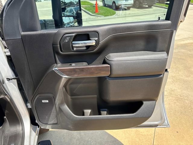 Used 2022 GMC Sierra 3500 SLT w/ SLT Premium Package image 14