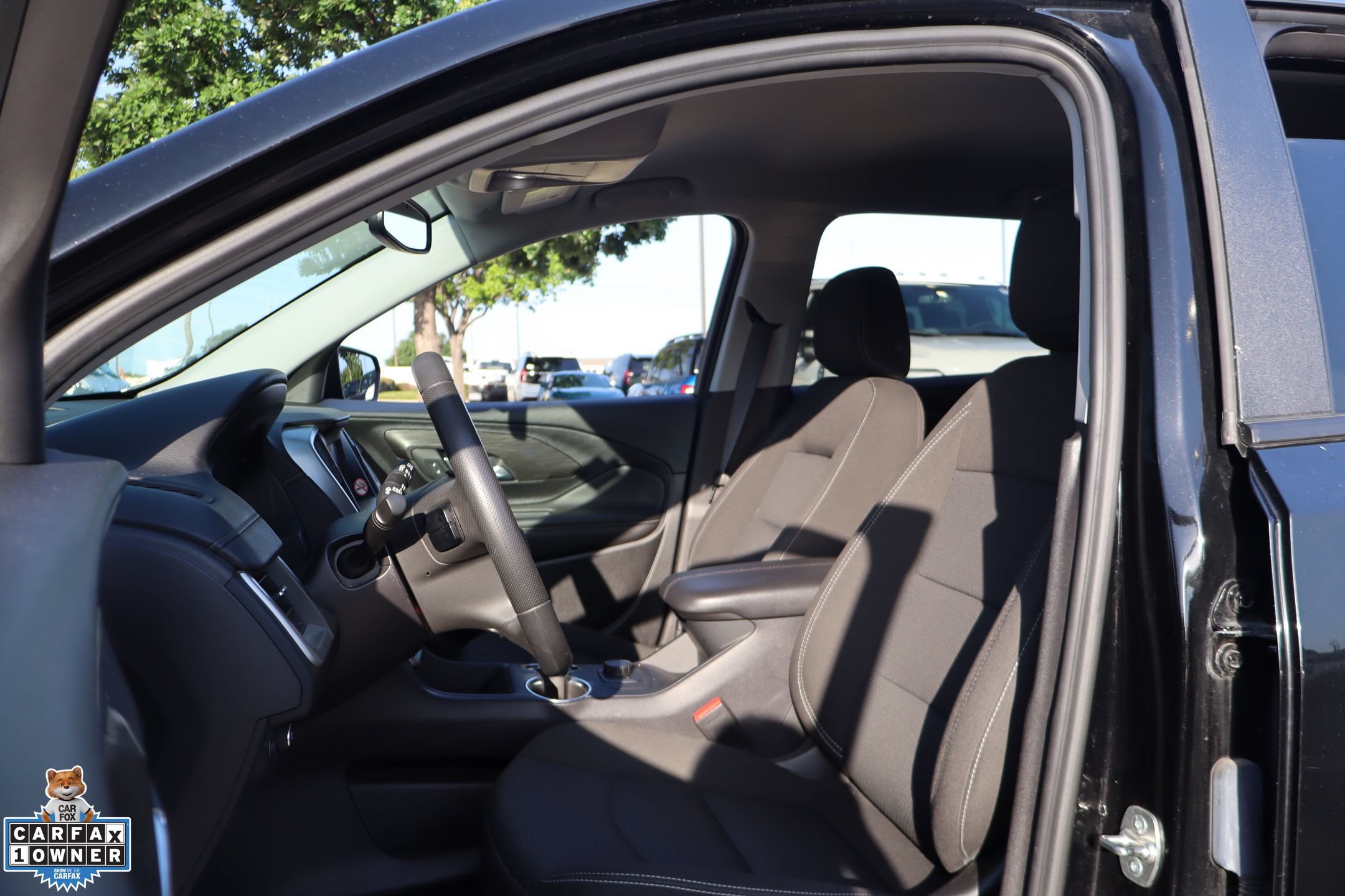 Used 2024 GMC Terrain SLE AWD/4WD image 11