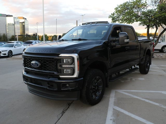 Certified 2023 Ford F350 Lariat w/ Lariat Ultimate Package AWD/4WD image 3