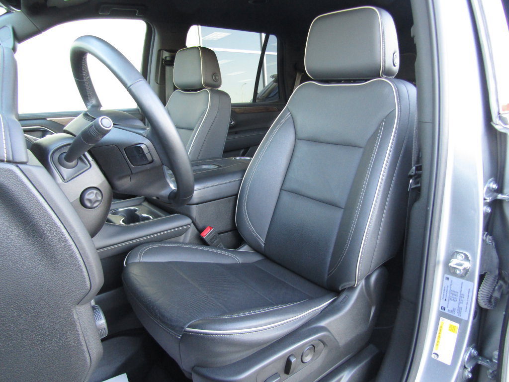 Used 2024 Chevrolet Tahoe Premier AWD/4WD image 29