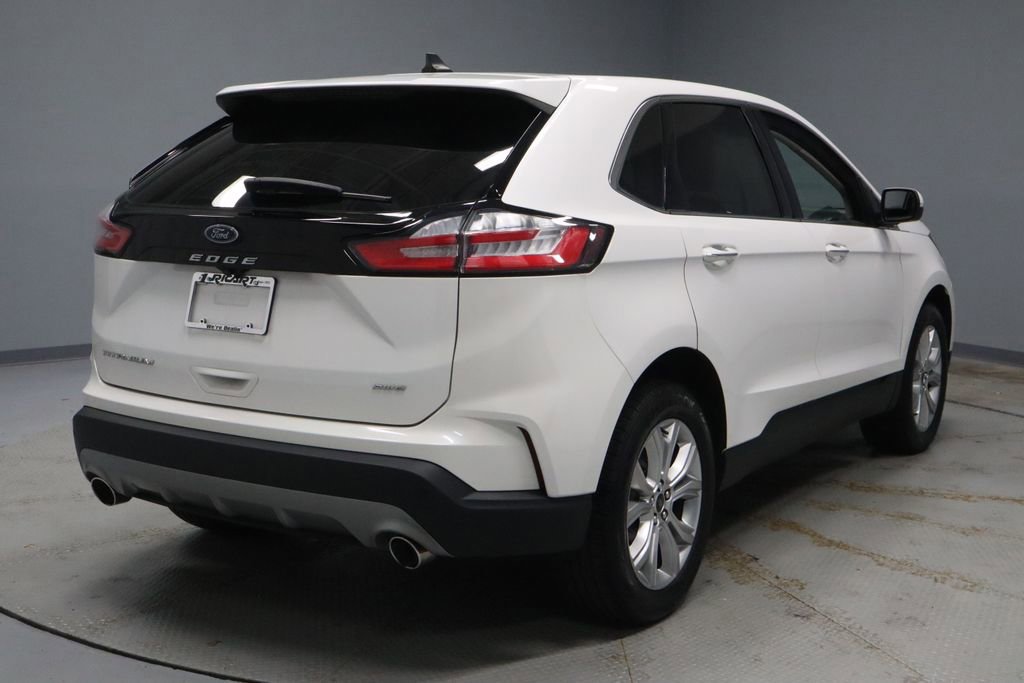 Certified 2023 Ford Edge Titanium AWD/4WD image 5
