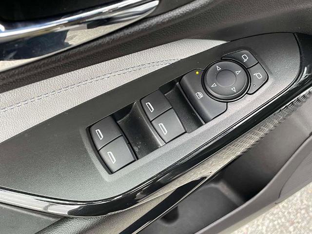 Used 2025 Chevrolet Trax LT image 16