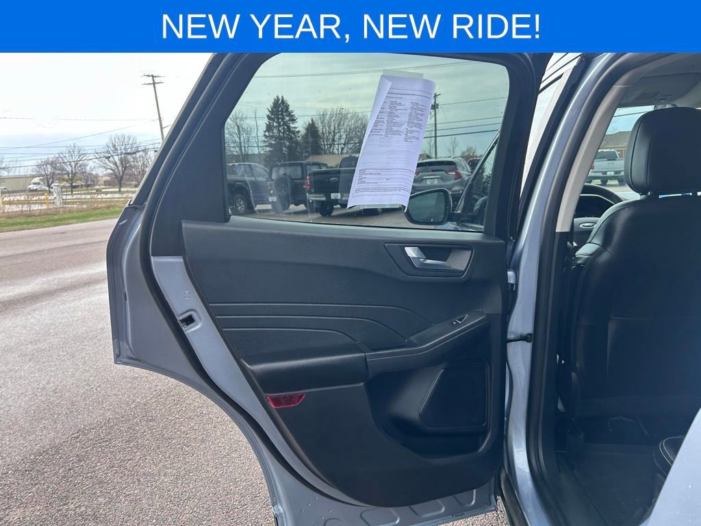 Certified 2022 Ford Escape SEL image 18