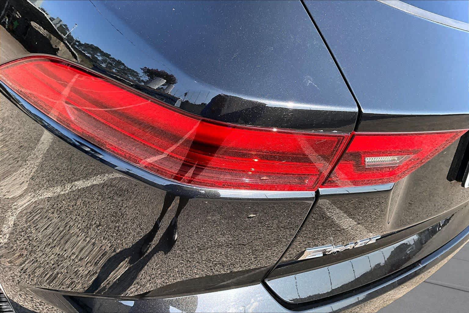 Used 2019 Jaguar E-PACE R-Dynamic SE AWD/4WD image 27