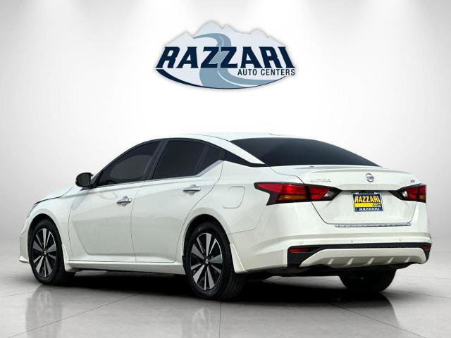 Used 2021 Nissan Altima 2.5 SV image 3