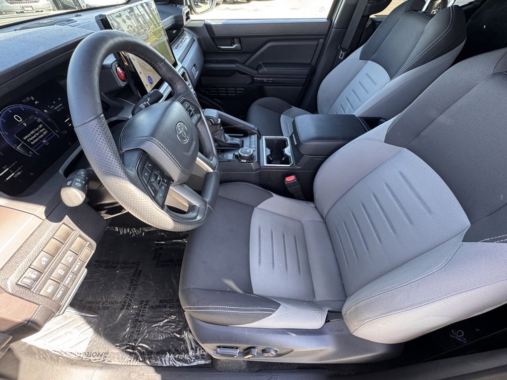 Used 2025 Toyota Tacoma TRD Sport image 17