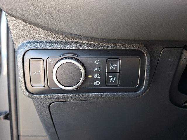 Certified 2025 Ford Explorer Active AWD/4WD image 25