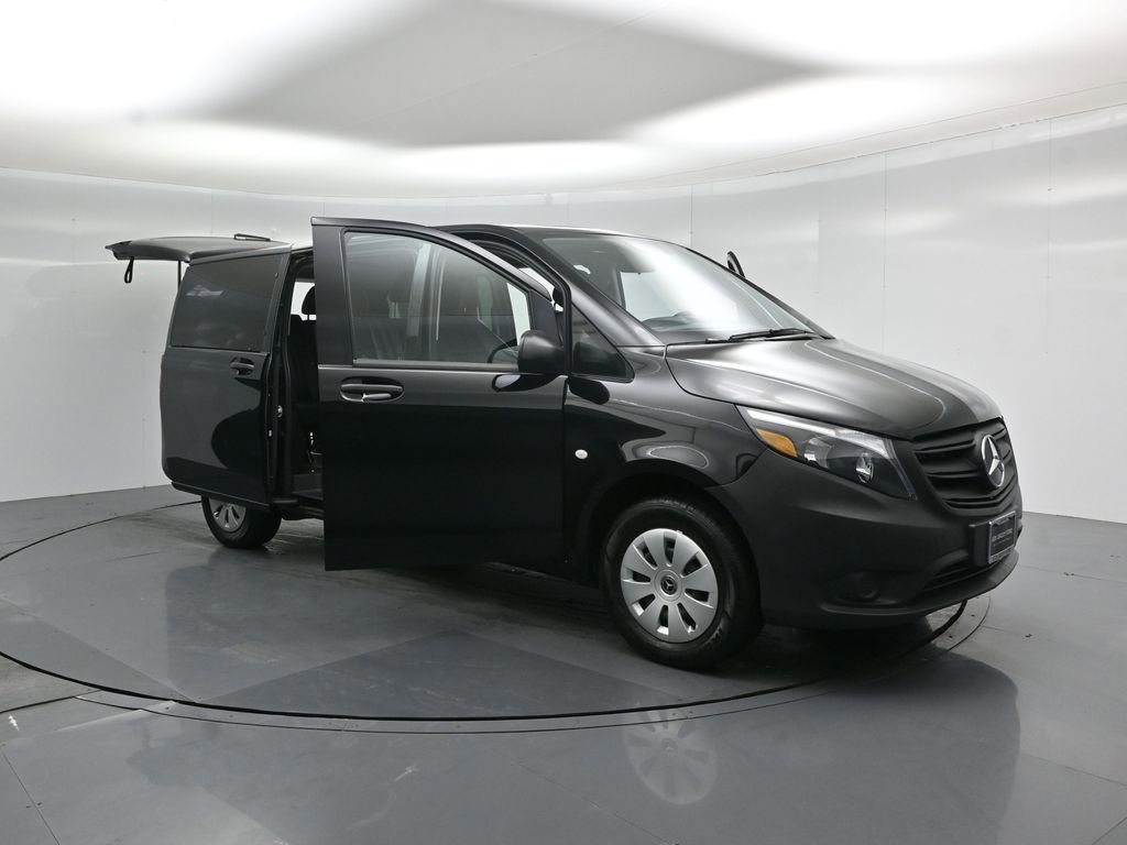 Used 2023 Mercedes-Benz Metris Passenger image 51