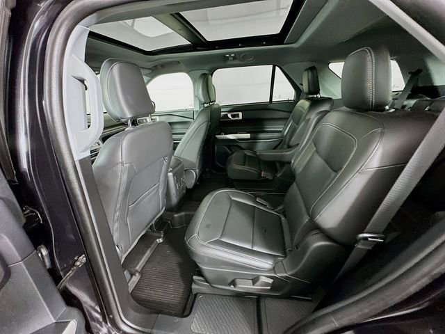 Certified 2023 Ford Explorer XLT w/ Equipment Group 202A image 33