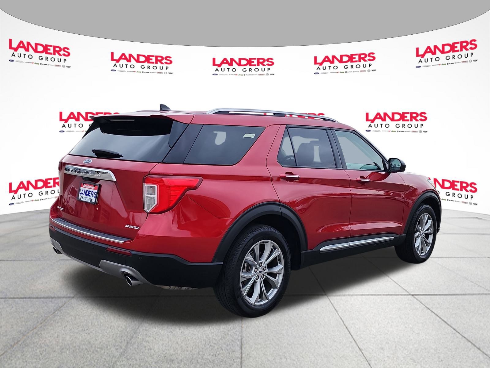 Certified 2023 Ford Explorer Limited image 3