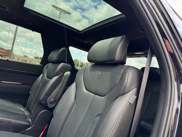 Used 2024 Hyundai Palisade Calligraphy AWD/4WD image 14