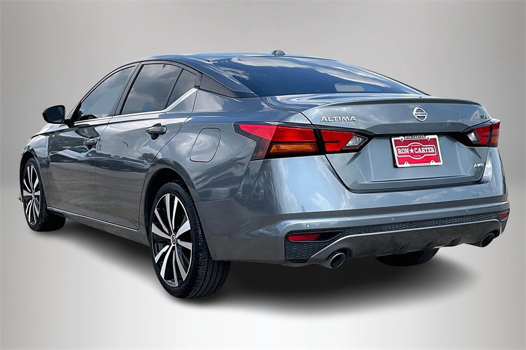Used 2022 Nissan Altima 2.5 SR image 2