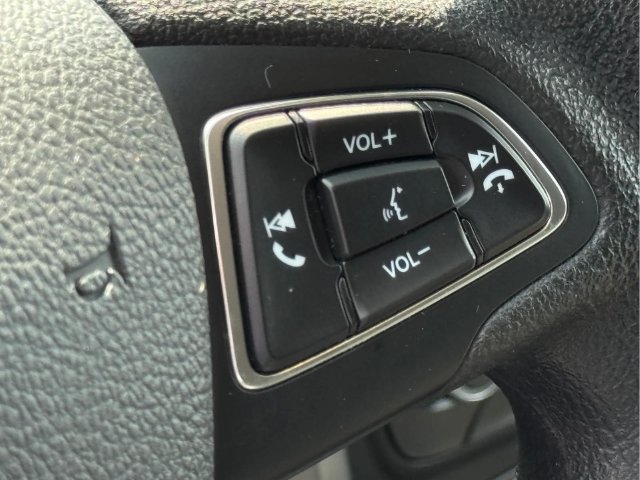 Certified 2018 Ford Escape SE FWD image 20