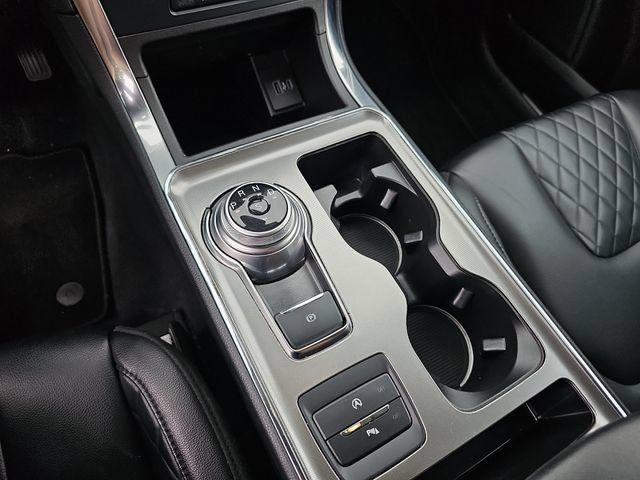 Certified 2023 Ford Edge Titanium AWD/4WD image 28