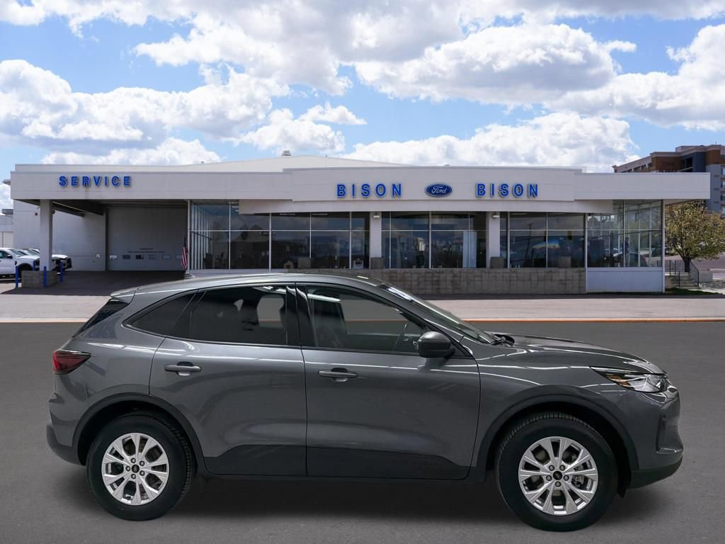 Certified 2025 Ford Escape Active AWD/4WD image 2