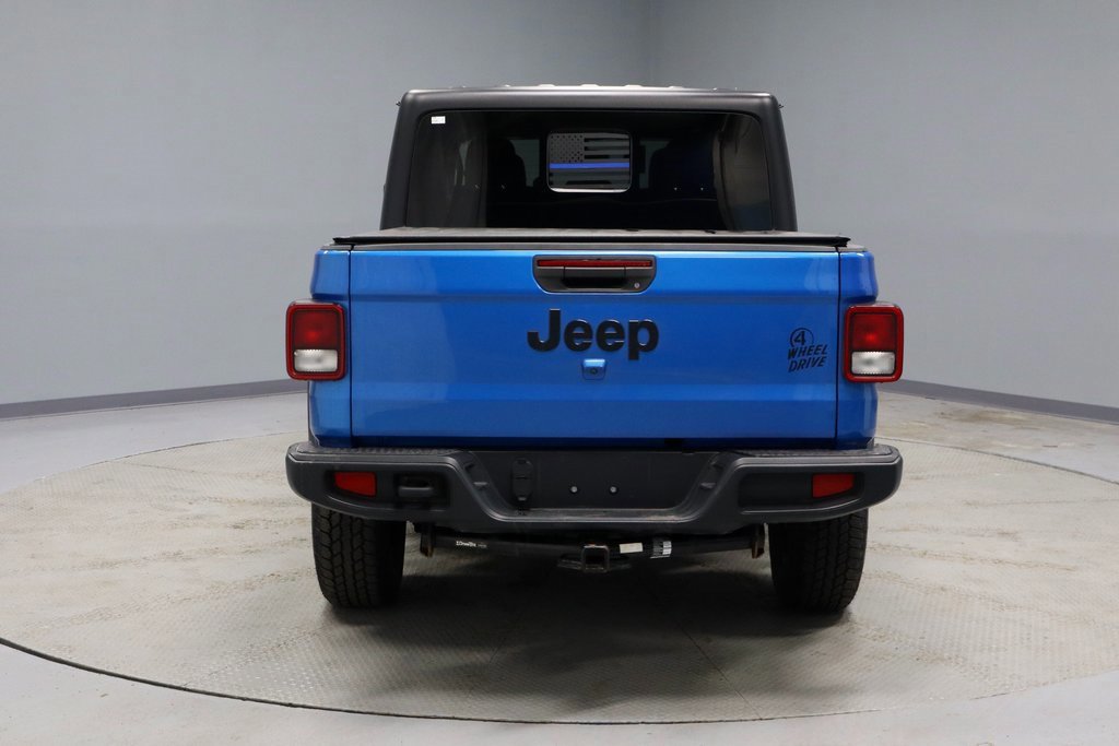 Used 2022 Jeep Gladiator Willys image 4