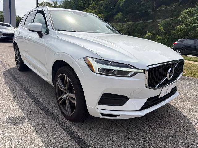 Used 2020 Volvo XC60 T6 Momentum w/ Protection Package Premier AWD/4WD image 1