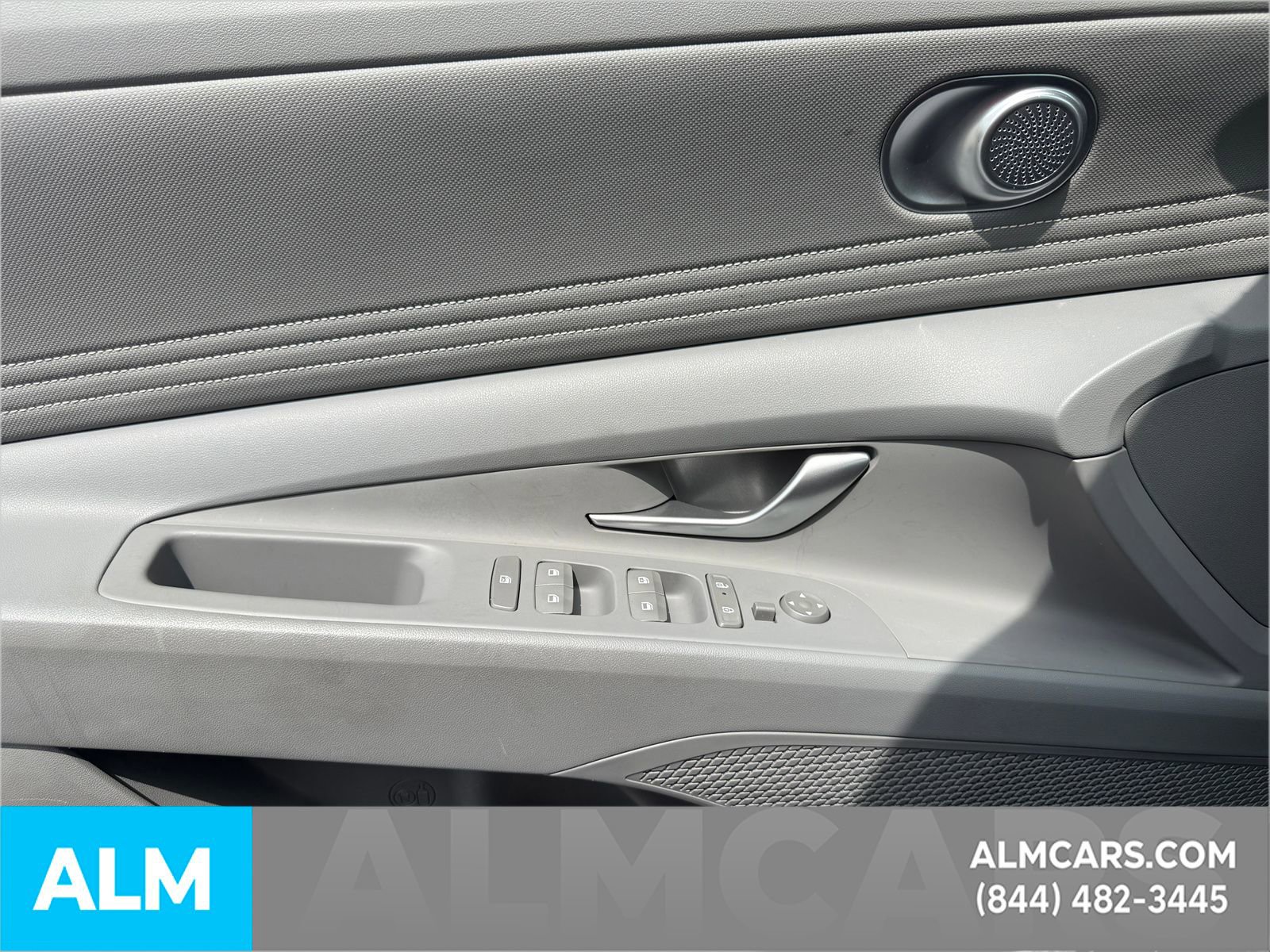 Used 2025 Hyundai Elantra Sport image 21