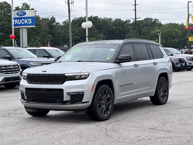 Used 2025 Jeep Grand Cherokee L Summit AWD/4WD image 3