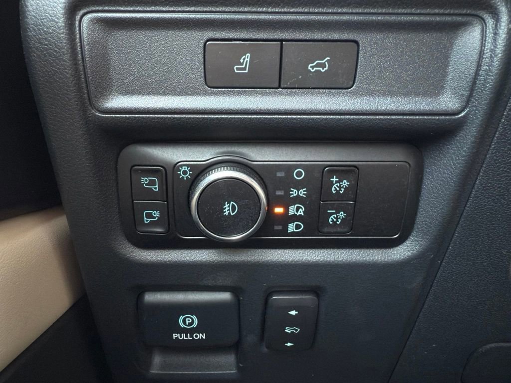 Certified 2023 Ford Expedition Platinum image 24