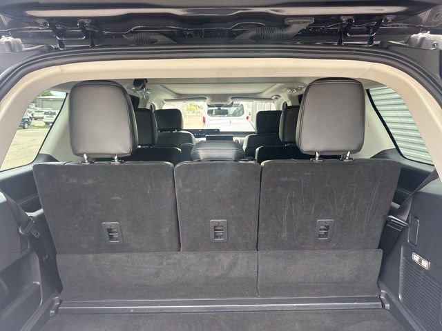 Certified 2025 Ford Expedition Platinum image 12
