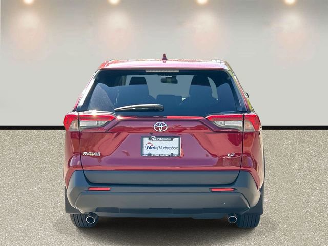 Used 2022 Toyota RAV4 LE FWD image 6