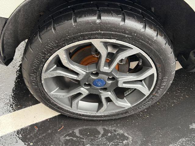 Certified 2019 Ford EcoSport SES w/ SES Black Appearance Package image 18