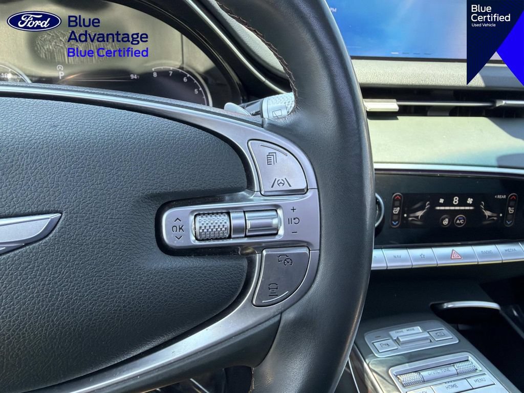 Used 2023 Genesis GV70 2.5T w/ Advanced Package AWD/4WD image 23