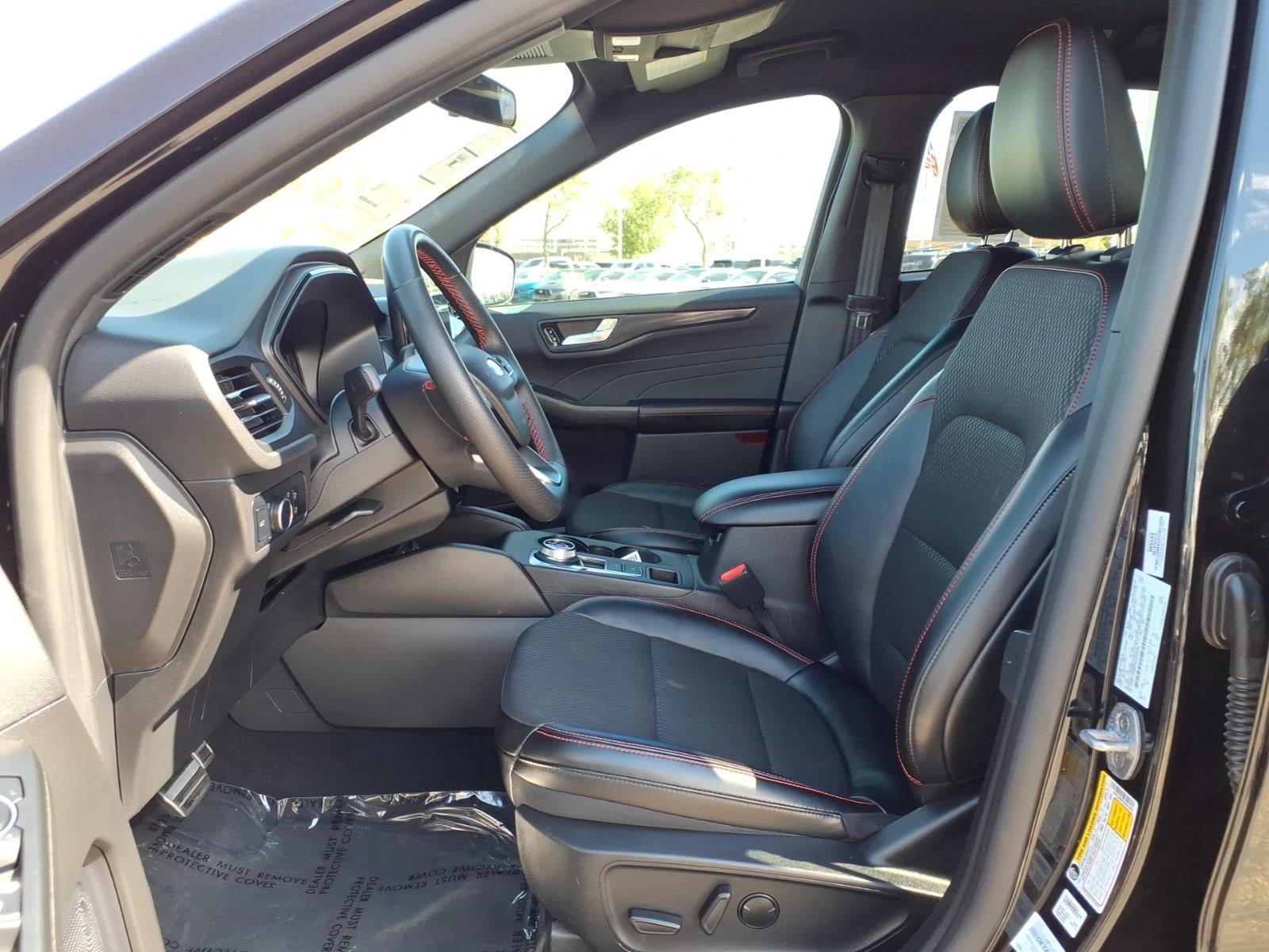 Certified 2024 Ford Escape ST-Line w/ Tech Pack #1 FWD image 22