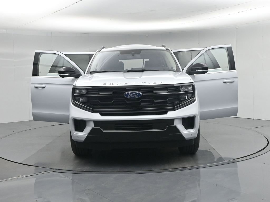 Certified 2025 Ford Expedition Active RWD image 36