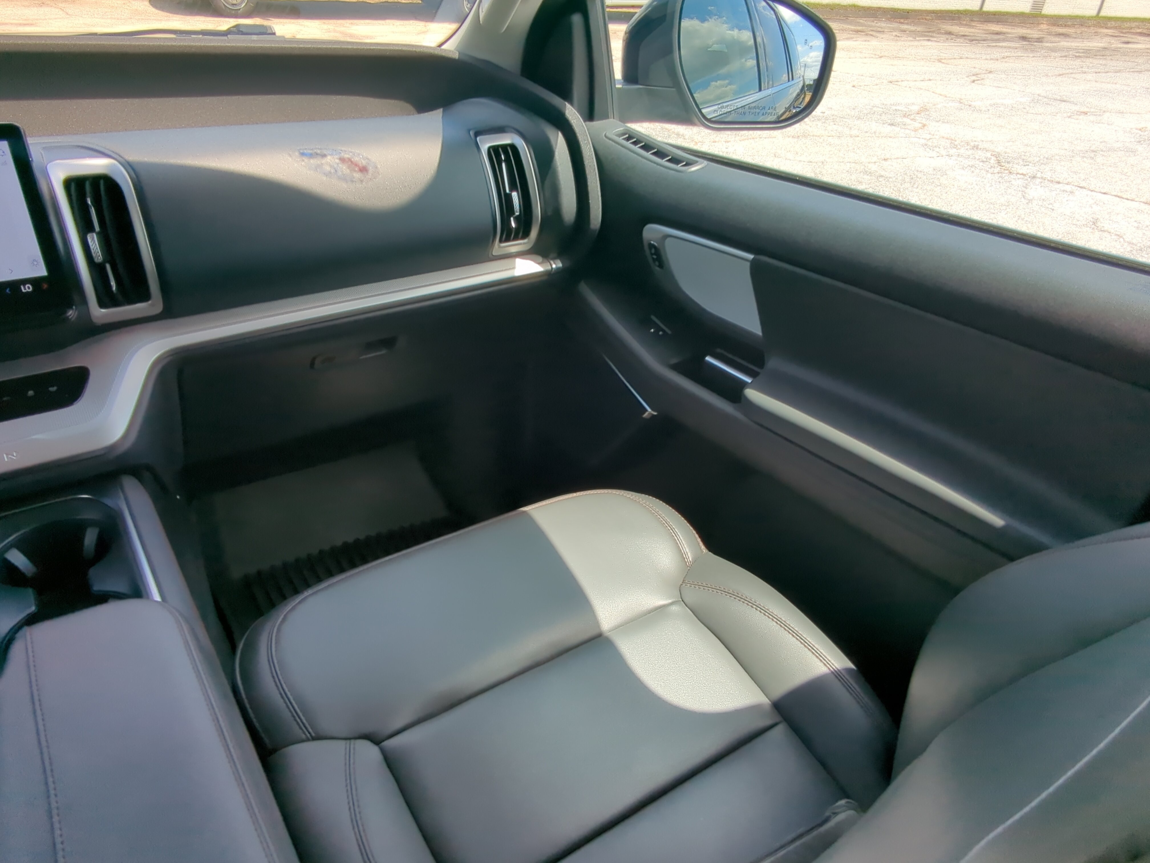 Certified 2025 Ford Expedition Active RWD image 15