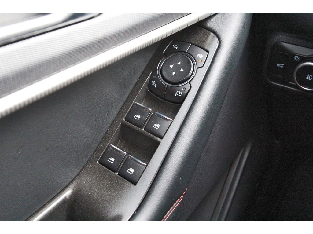 Certified 2025 Ford Explorer ST-Line w/ Premium Package RWD image 18
