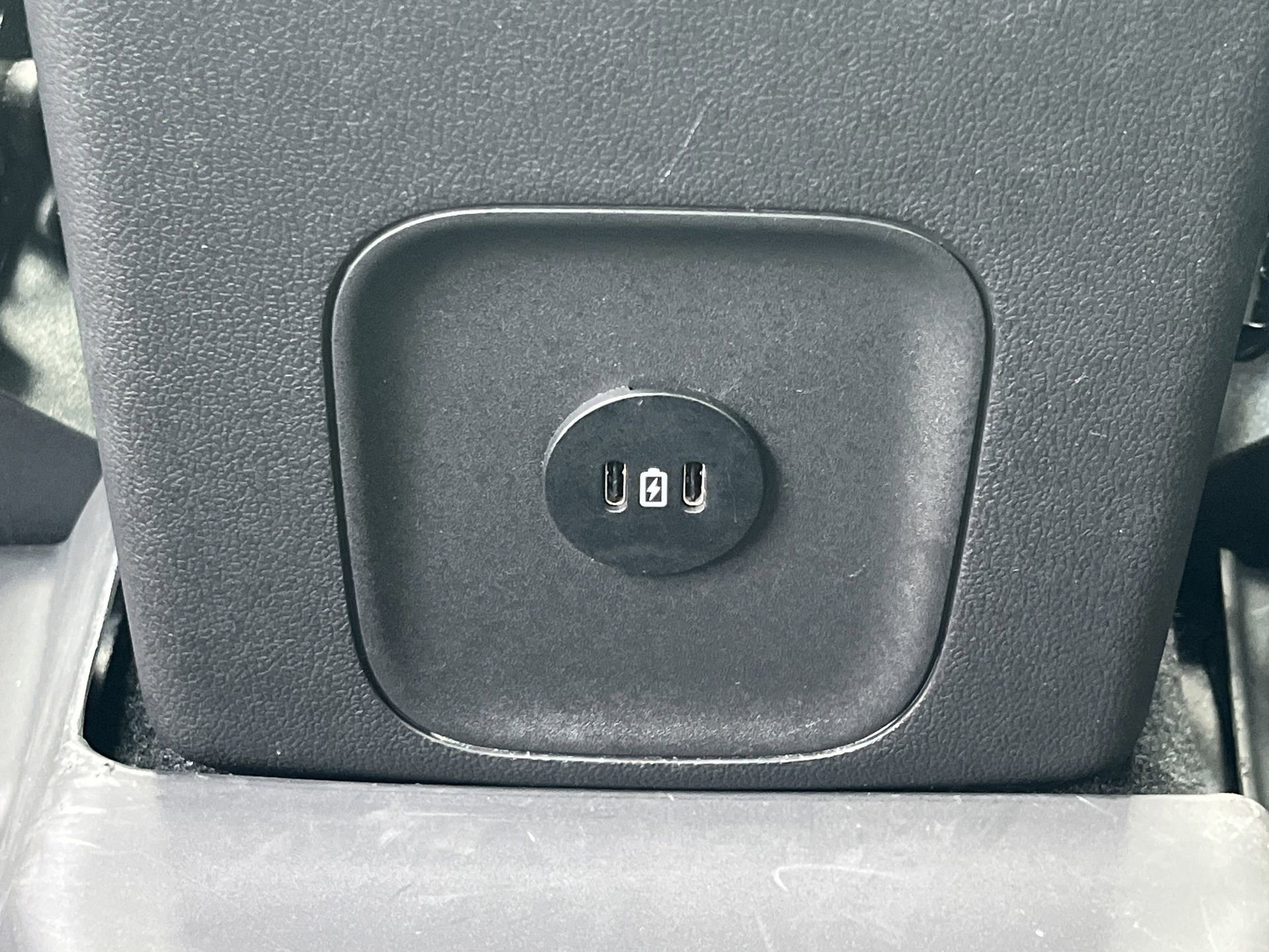 Certified 2025 Ford Escape ST-Line Elite w/ Premium Technology Package image 25