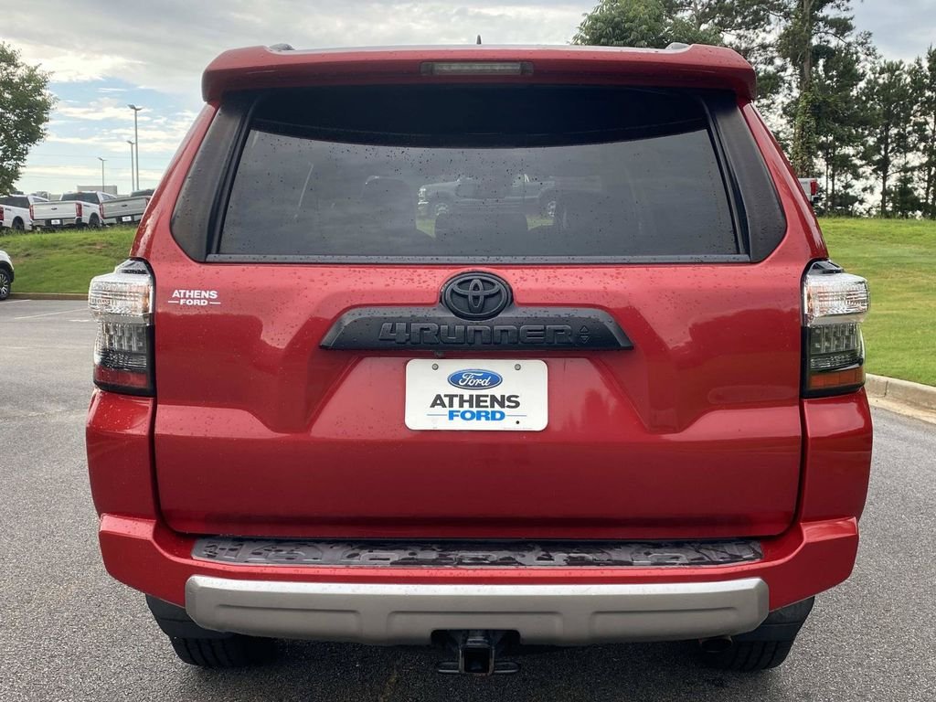 Used 2021 Toyota 4Runner TRD Off-Road Premium AWD/4WD image 4