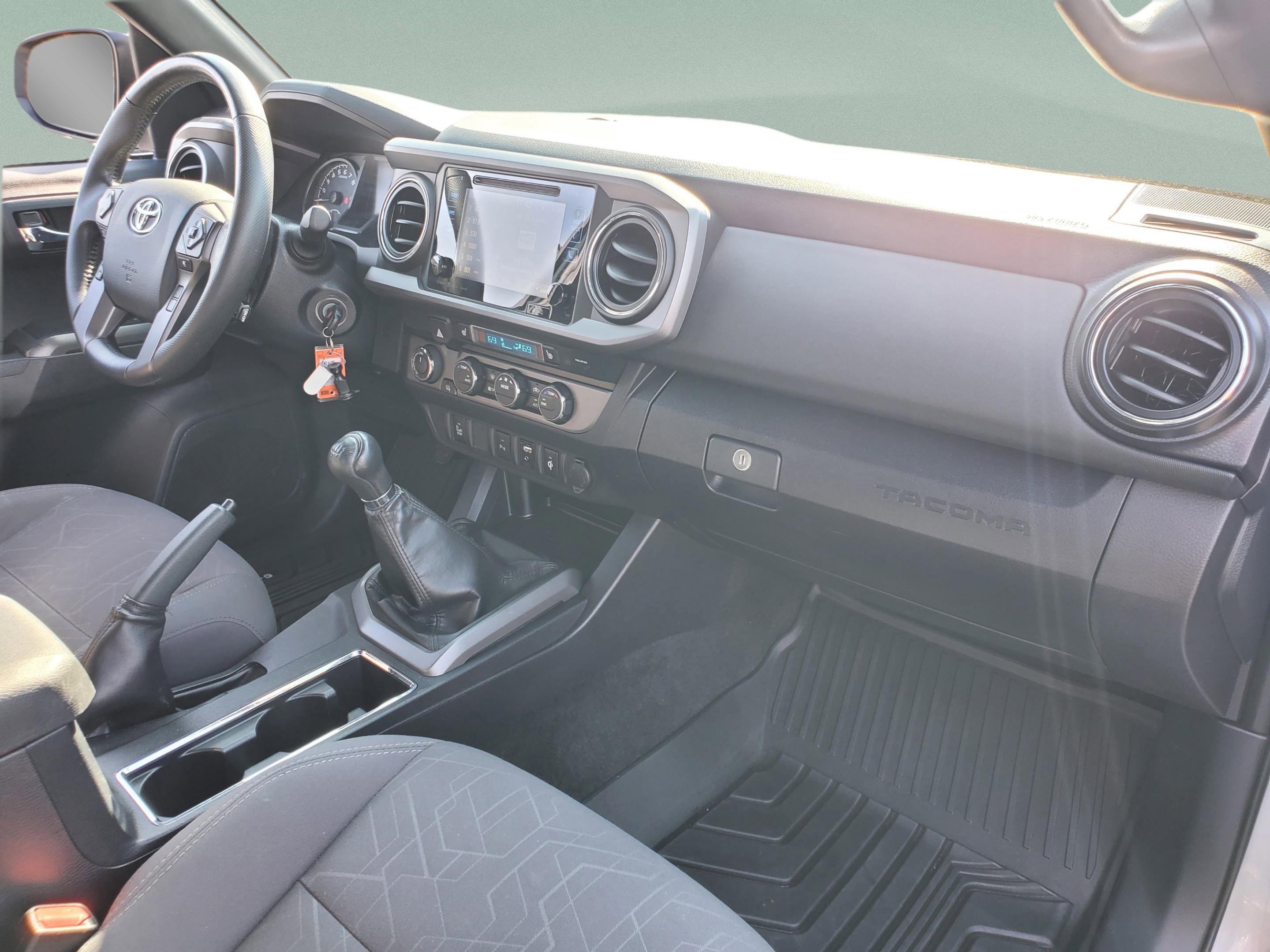 Used 2019 Toyota Tacoma TRD Sport w/ Technology Package AWD/4WD image 26