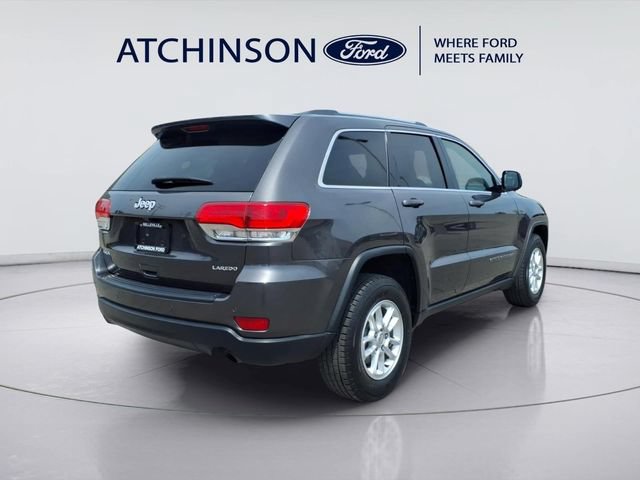 Used 2019 Jeep Grand Cherokee Laredo w/ Security & Convenience Group AWD/4WD image 5