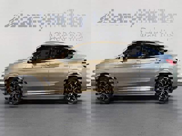 Used 2021 BMW X4 M40i w/ Premium Package image 2