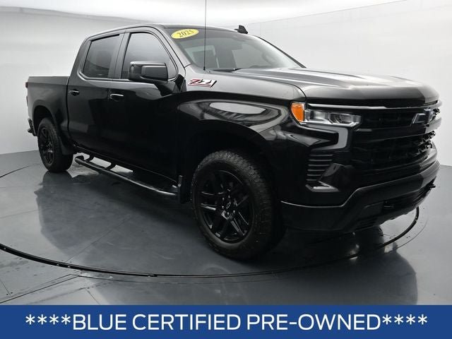 Used 2025 Chevrolet Silverado 1500 RST AWD/4WD image 2