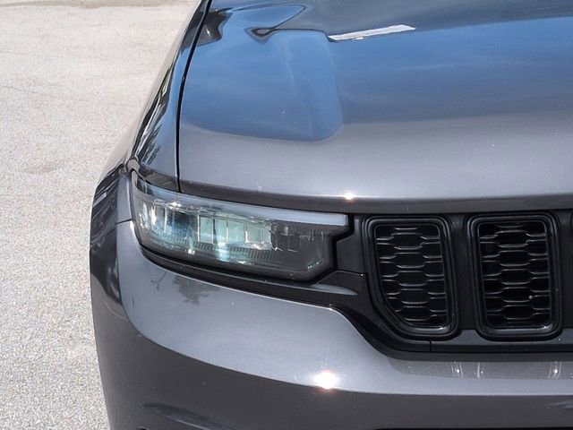 Used 2024 Jeep Grand Cherokee L Laredo AWD/4WD image 10