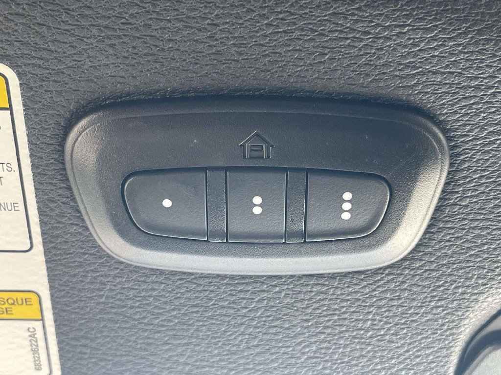 Used 2023 Jeep Gladiator Sport AWD/4WD image 29
