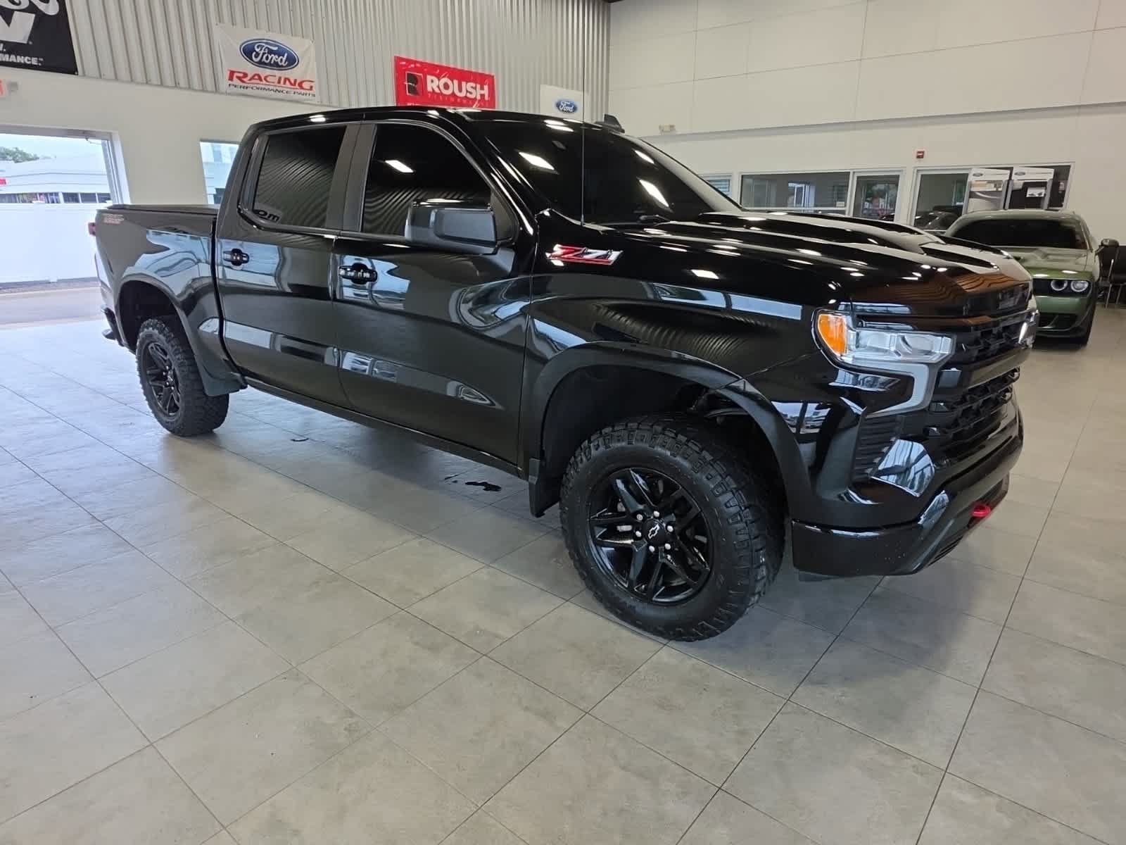 Used 2022 Chevrolet Silverado 1500 LT Trail Boss AWD/4WD image 5