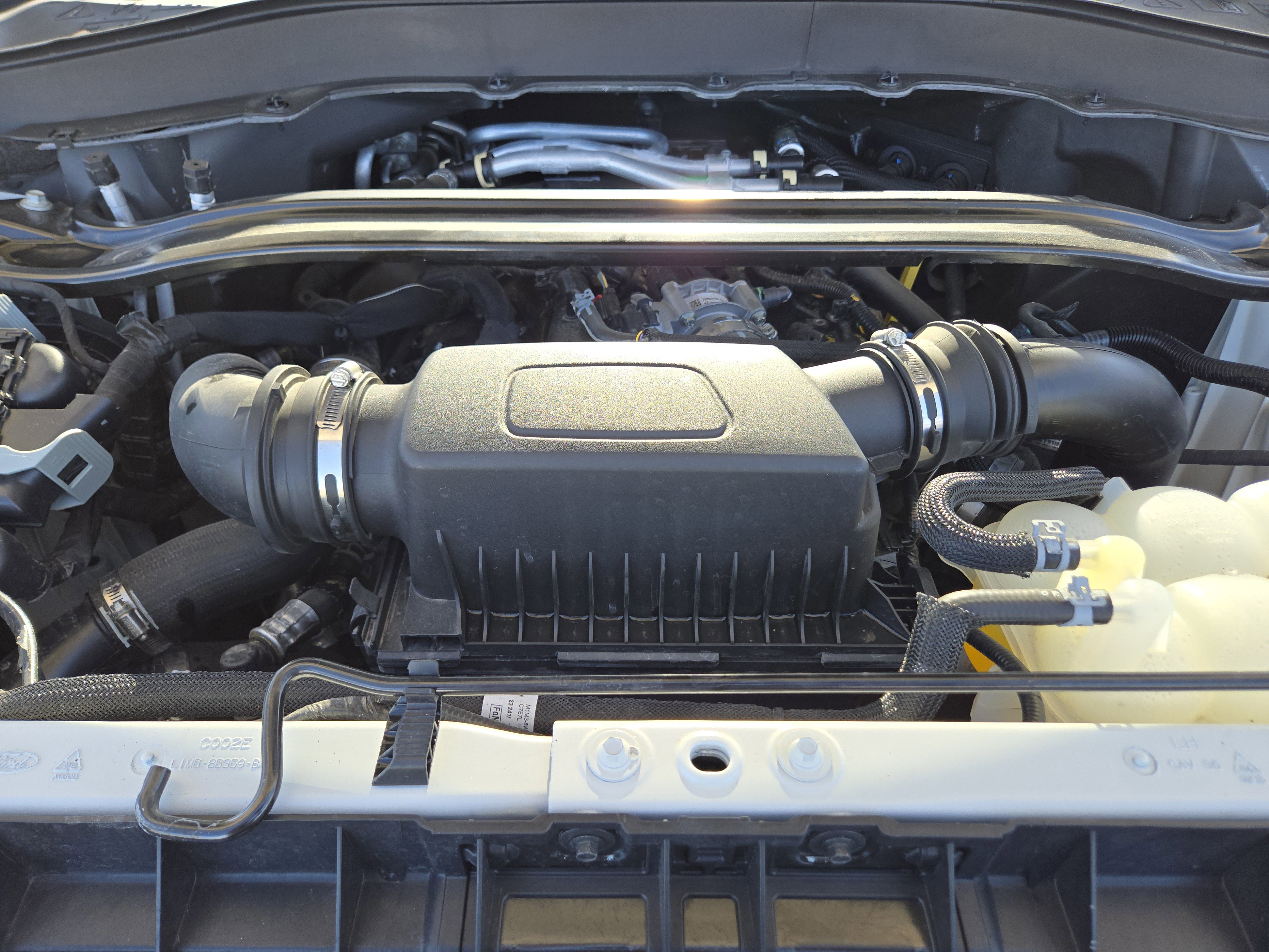 Certified 2023 Ford Explorer Platinum w/ Technology Package image 32